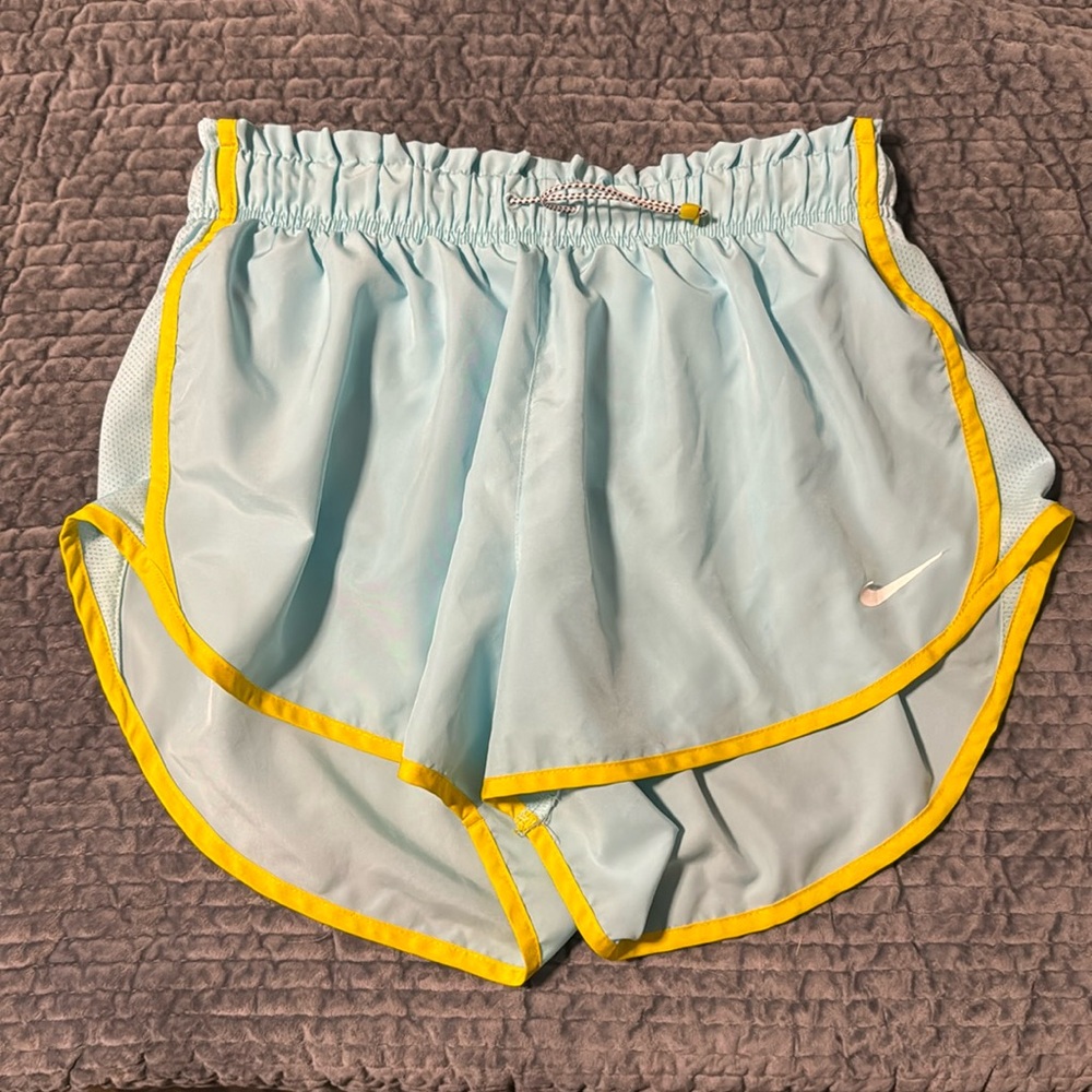 Nike icon clash temp shorts